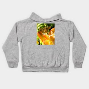 Tiny garden visitor Kids Hoodie